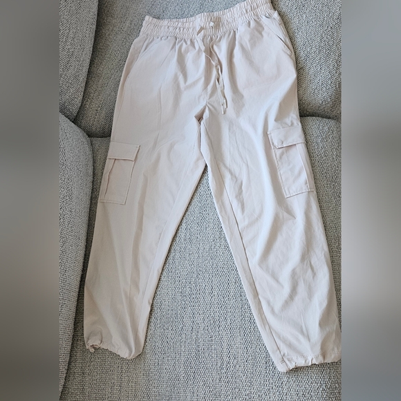 Womans Lightweight Cargo Pants - Picture 1 of 2